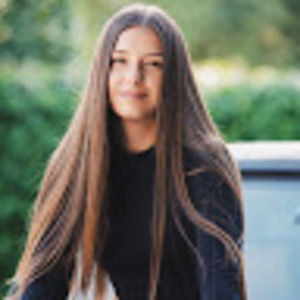 Meet your Posher, Sophia